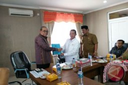 Bupati Sambut Ketua Komisi II DPR