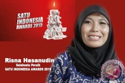 Risna Hasanudin, "Sang Merak" Dari Timur