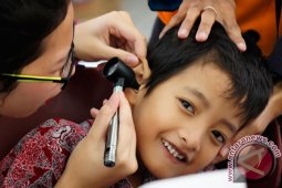 Jagalah kesehatan telinga agar tidak tuli saat tua