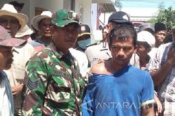 Aparat Koramil Galis Madura  Amankan Pencopet dari Amuk Massa