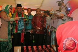 Tanbu Buka Stand di EXPO Kalsel 2016