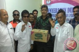 Pasangan "Besar" Antarkan Syarat Dukungan ke KPUD