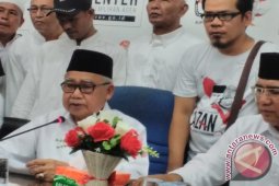 Zaini Abdullah serahkan 201 ribu syarat dukungan