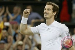 Murray Taklukkan Nishikori di Finals Tour