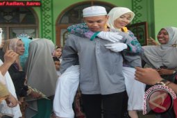 Ribuan Orang Lepas Keberangkatan JCH HST