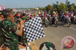 Danrem 121/ABW "Touring" Bawa Bendera Sepanjang Perbatasan