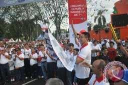 Gubernur: perusahaan BUMN diharapkan terus bantu masyarakat