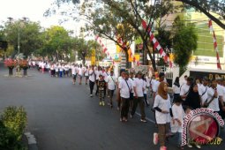 Jalan Sehat BUMN Kalsel Bertabur Hadiah