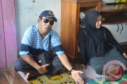 Keluarga Kru "Tugboat" Charles Tunggu Janji Wiranto