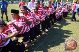 Pemecahan Rekor Muri Terompah Terpanjang