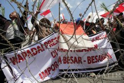 Unjuk Rasa Petani Tebu