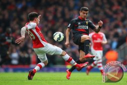 Liverpool Curi Poin di Kandang Arsenal