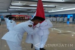 Wali Kota Madiun Kukuhkan Anggota Paskibraka 2016