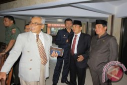 Wagub Kaltim Sampaikan Empat Raperda Ke DPRD