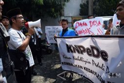 Gugat Perbub Dana Desa Jombang