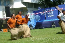 UK Petra Gelar Lomba Keakraban Civitas Akademika