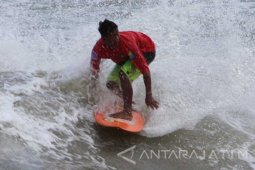 Hallo Pacitan  Flaming The Sea