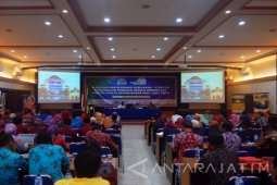 BKKBN Sosialisasi Pengendalian Penduduk Generasi Emas 2045