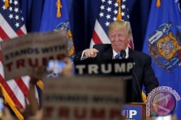 Terus diserang media, Donald Trump bangun tv berita