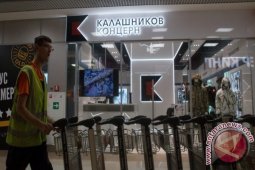 Pembuat AK-47 buka toko di bandara Moskow