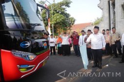 Melepas Keberangkatan CJH Sidoarjo