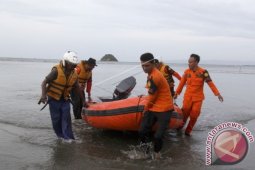10 tewas saat kapal karam di pulau Penyengat Batam
