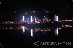 Komunitas Seniman Tulungagung Gelar Pertunjukan Musik Sungai