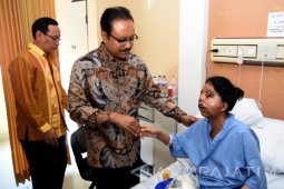Wagub Jatim Semangati Pasien Sumbing Wajah