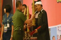 Bupati Purwakarta Terima Penghargaan Dari KSAD