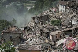 Jumlah Korban Tewas akibat Gempa Italia Bertambah Jadi 159