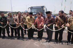 Pemkab Sidoarjo Resmikan Jalan Penghubung Waru-Pagesangan