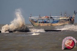 HNSI Bangka Ingatkan Nelayan Waspadai Gelombang Pasang