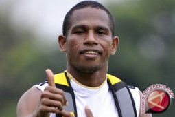 Jadi PNS Jayapura, Okto Maniani Tinggalkan Persiba
