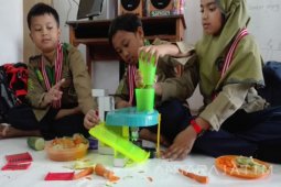 Robot "Chef" SD Muhammadiyah 4/Pucang Sabet Perak