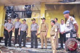Warga: pembakaran Mapolsek gerakan spontanitas dan solidaritas