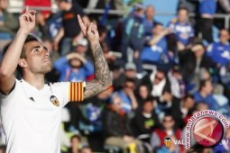Barcelona Resmi Dapatkan Alcacer