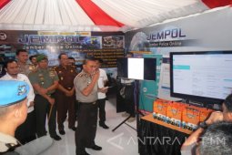 Kapolri Luncurkan Tujuh Pelayanan Publik Polda Jatim