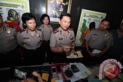 Polres Kabupaten Bekasi Ungkap Penipuan Berkedok TNI
