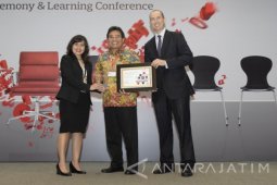 Telkom Raih Predikat Perusahaan Best Employers 2016
