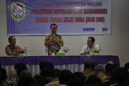 Bupati Melawi Minta Desa Bentuk BUMDes