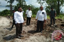 UPT-PU  Penajam Diminta Selektif Kerjakan Usulan Pembangunan