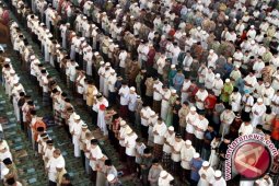 Idul Adha - Khatib Ajak Umat Hadapi Perbedaan Tanpa Kekerasan 