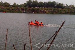 BPBD Jombang Cari Tiga Remaja Tenggelam