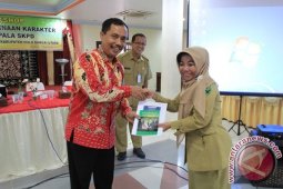 Kepala BPKP Bagi  Pengalaman Mendidik Anak Cerdas