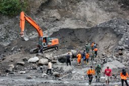 Tim Investigasi Diturunkan Tindak Lanjuti Longsor Tambang Pasir Mojokerto