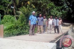 Tingkatkan Perekonomian Desa Jembatan Dibangun