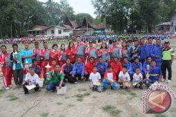 Atlet Berprestasi Samosir Dapat Tali Asih