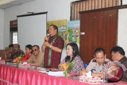 Pemkab Samosir -Pewaris Bahas Lahan Kebun Raya