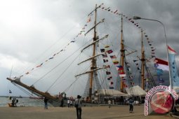 KRI Dewaruci Bawa 25 Kadet Negara ASEAN