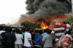 17 Rumah Hangus Terbakar